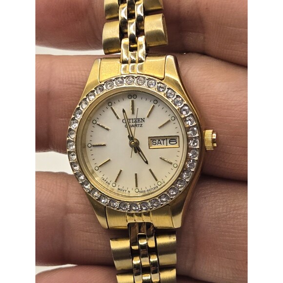 Citizen Ladies\' Watch 27mm Gold Tone Crystal Bezel. New Battery 6.5\